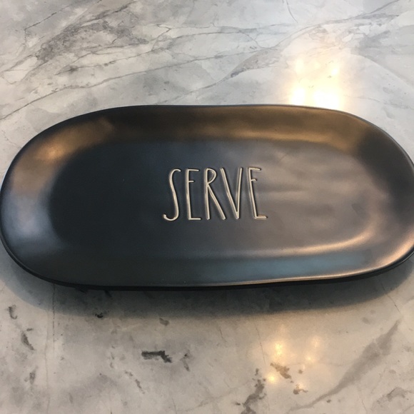 🆕Rae Dunn SERVE Plate - Picture 2 of 3